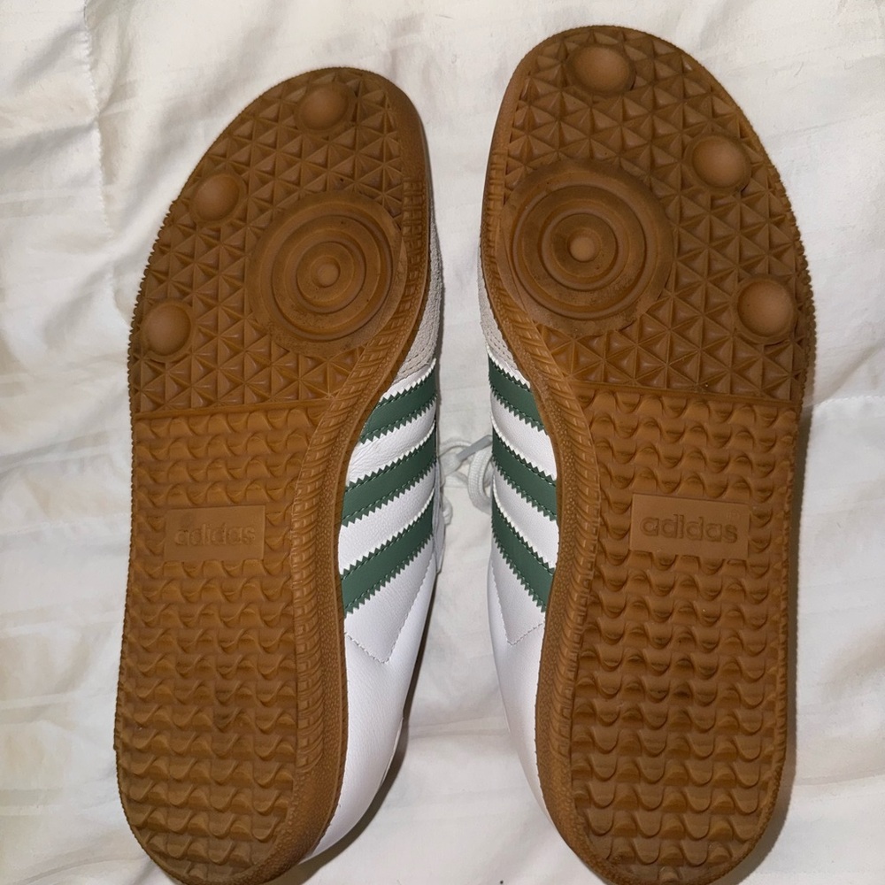 Adidas Sambas - youth 5/women’s 6-6.5 - Picture 5 of 5